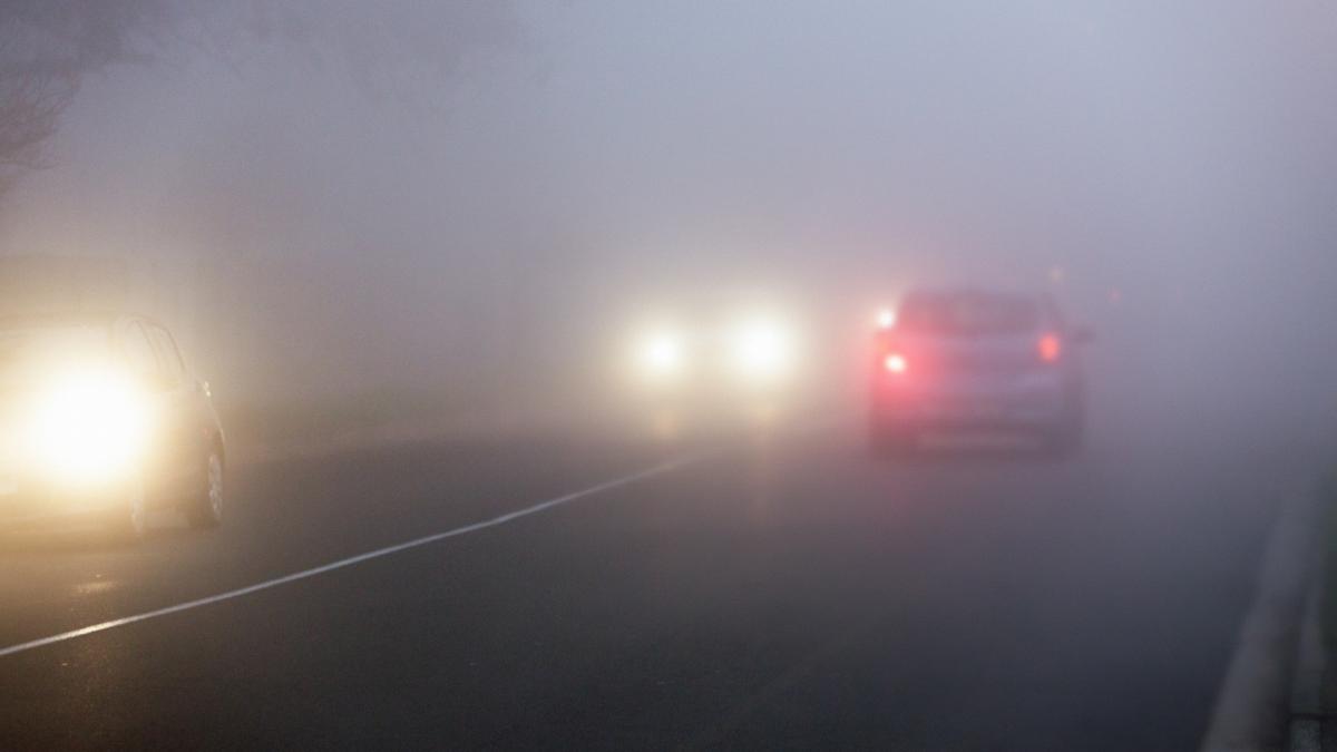 avertisment pentru soferi vizibilitate redusa din cauza cetii pe mai multe drumuri din tara anm a emis coduri galbene de ceata
