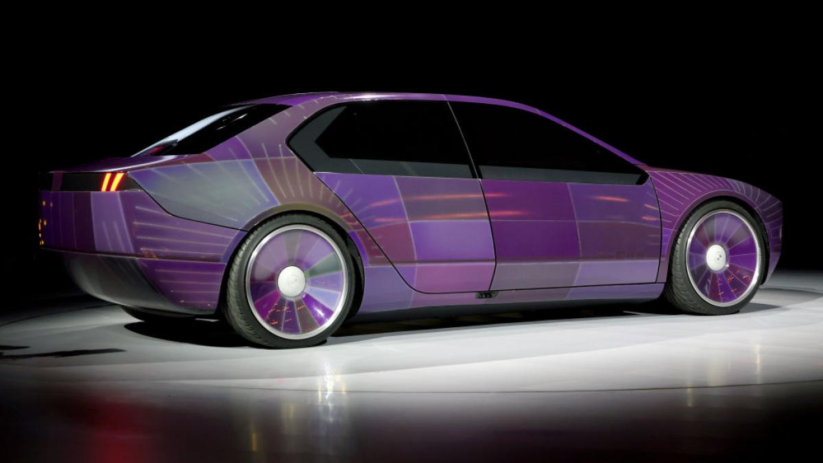 masina care isi schimba culoarea sau cea cu amprenta digitala cele mai ciudate tehnologii la masinile noi