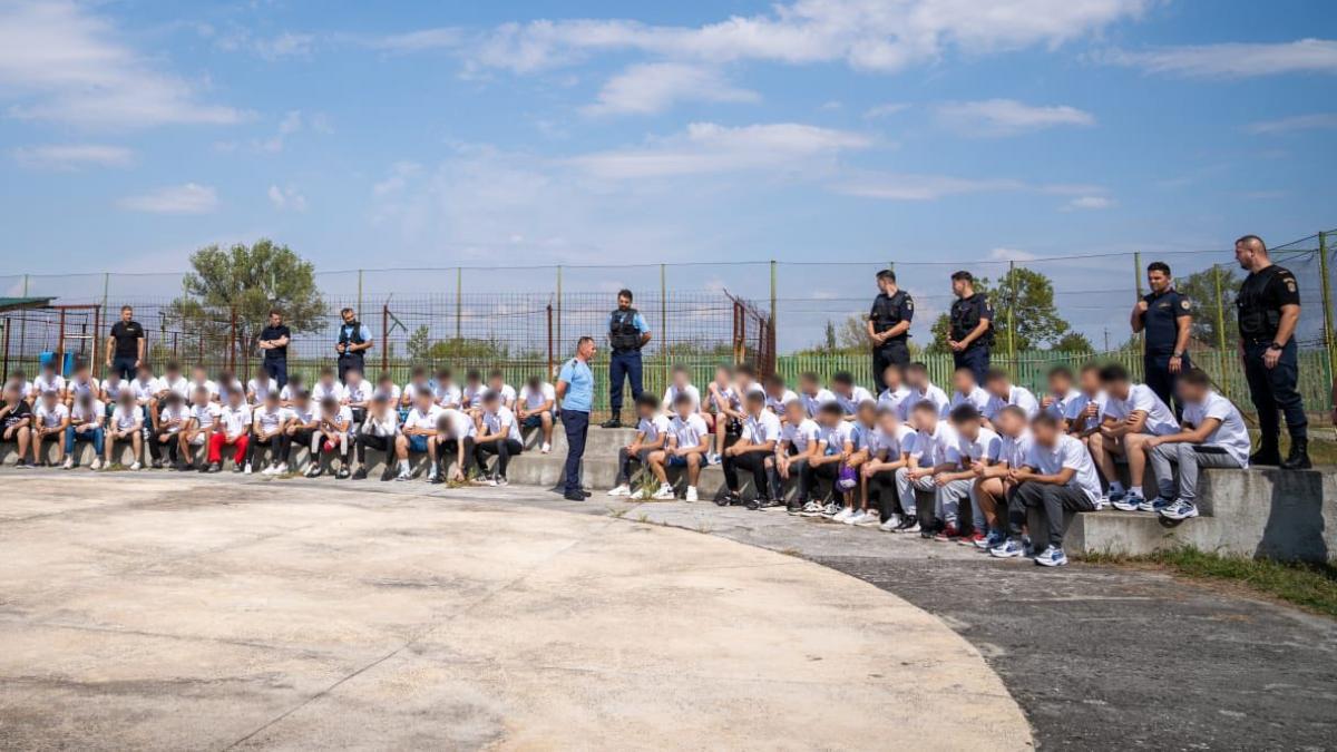 sase copii ar fi fost abuzati sexual de agentii centrului educativ buzias procurorii au aflat abia dupa doua saptamani