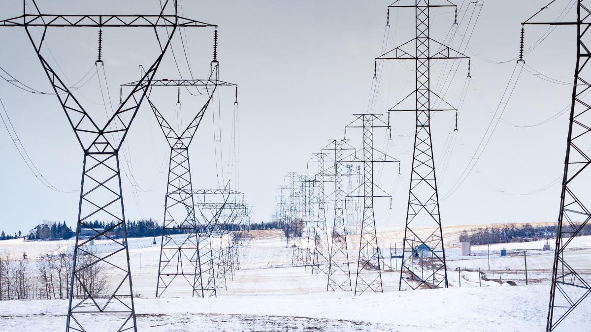 gerul si ninsorile pun presiune pe retelele de energie bogdan ivan suntem cu arma la picior care este riscul unui blackout