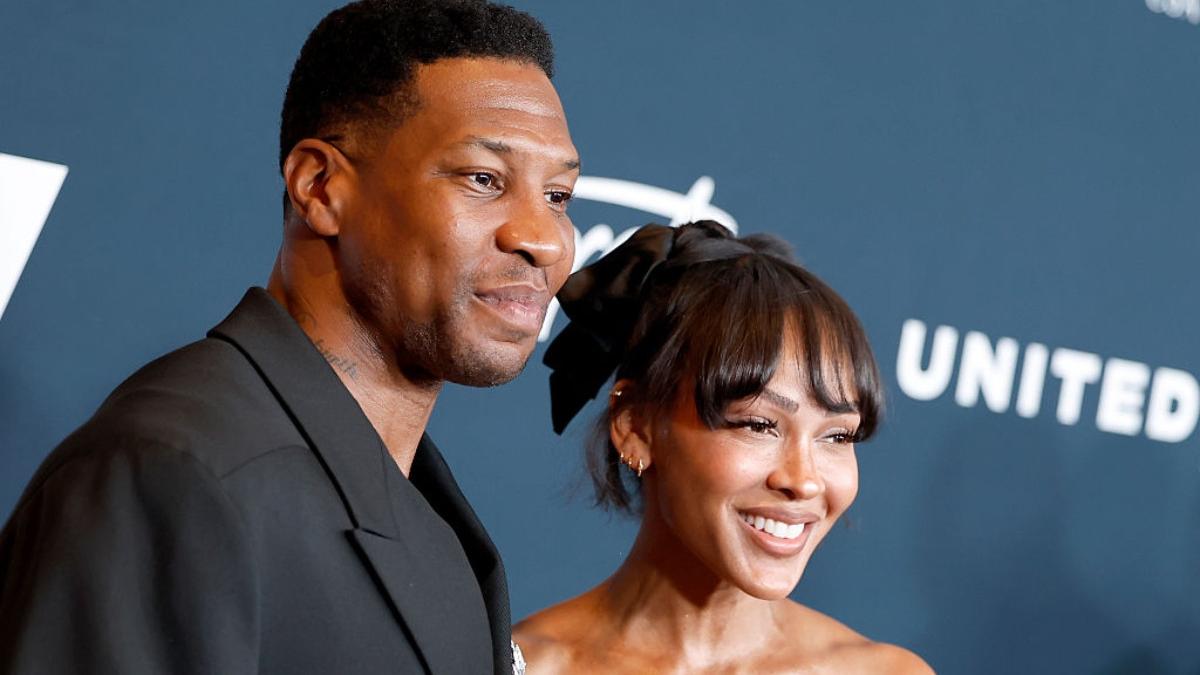 actorii americani meagan good si jonathan majors vor deveni cetateni guineeni in urma testelor adn suntem fericiti sa fim aici