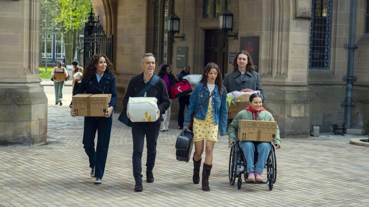 cel mai urmarit serial din istoria netflix a fost detronat de un nou thriller misterios are recenzii pozitive de la criticii de film