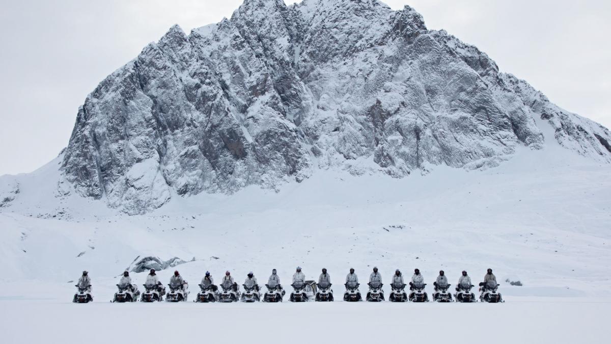 Muntele de gheață din Groenlanda ascunde un secret terifiant: Topirea calotei glaciare dă peste cap toate calculele cercetătorilor