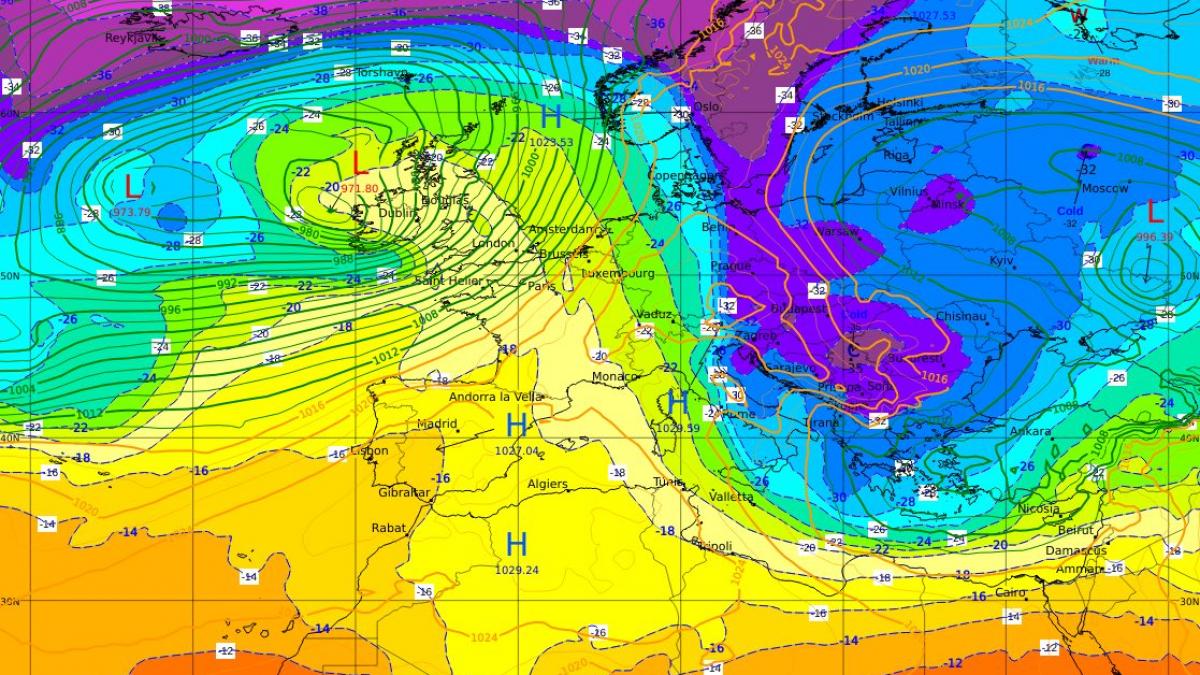 un ciclon mediteranean loveste romania urmeaza 4 zile cu vreme extrema va fi ger in toata tara si va ninge puternic