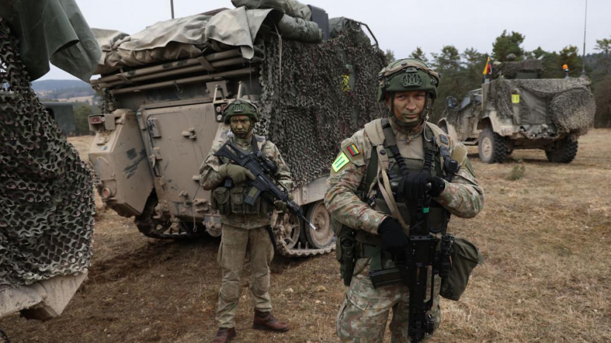 Comisar european: UE să-și facă o armată de 100.000 de soldați care să înlocuiască trupele SUA și să împiedice înfrângerea Ucrainei