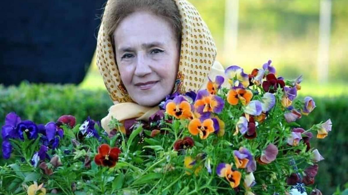 Cum se simte cântăreaţa Sofia Vicoveanca după infarctul suferit duminică. Ea este internată la Spitalul din Suceava