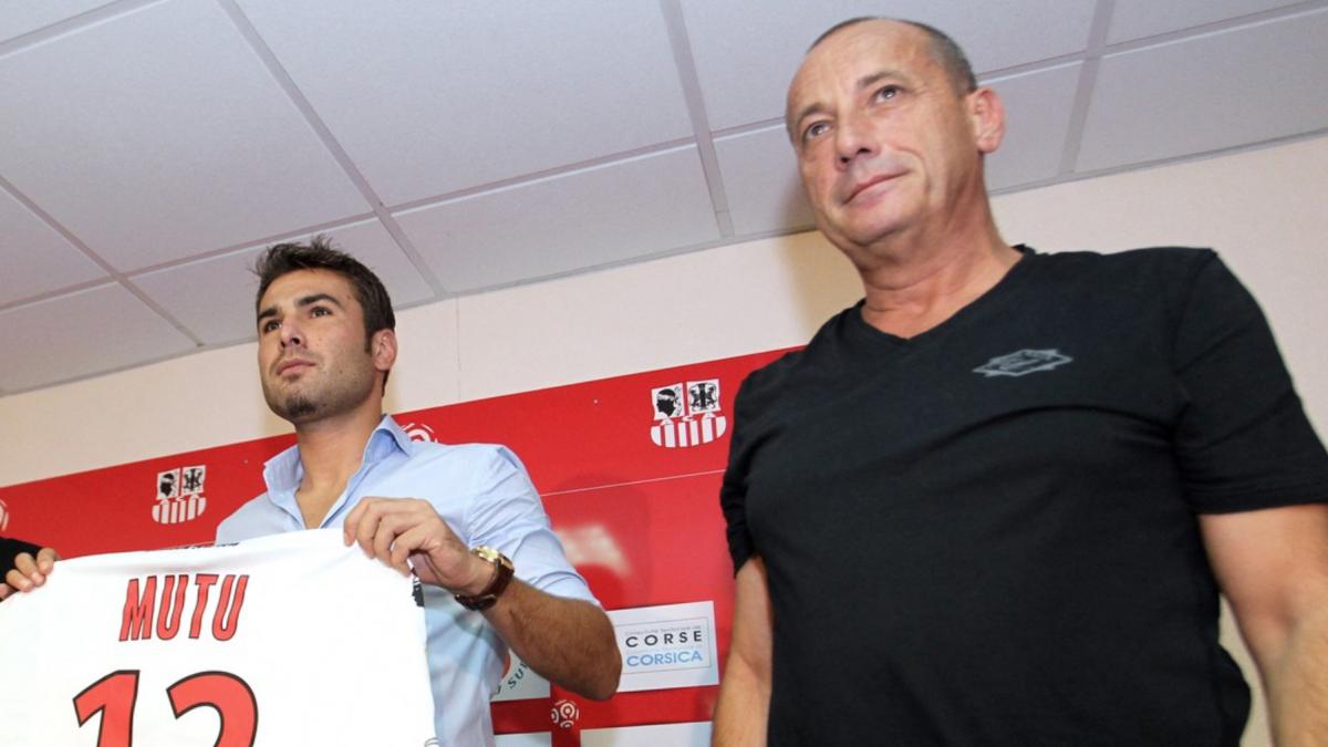 alain orsoni a fost ucis la inmormantarea mamei sale fostul presedinte al clubului ac ajaccio a fost impuscat in inima de la distanta