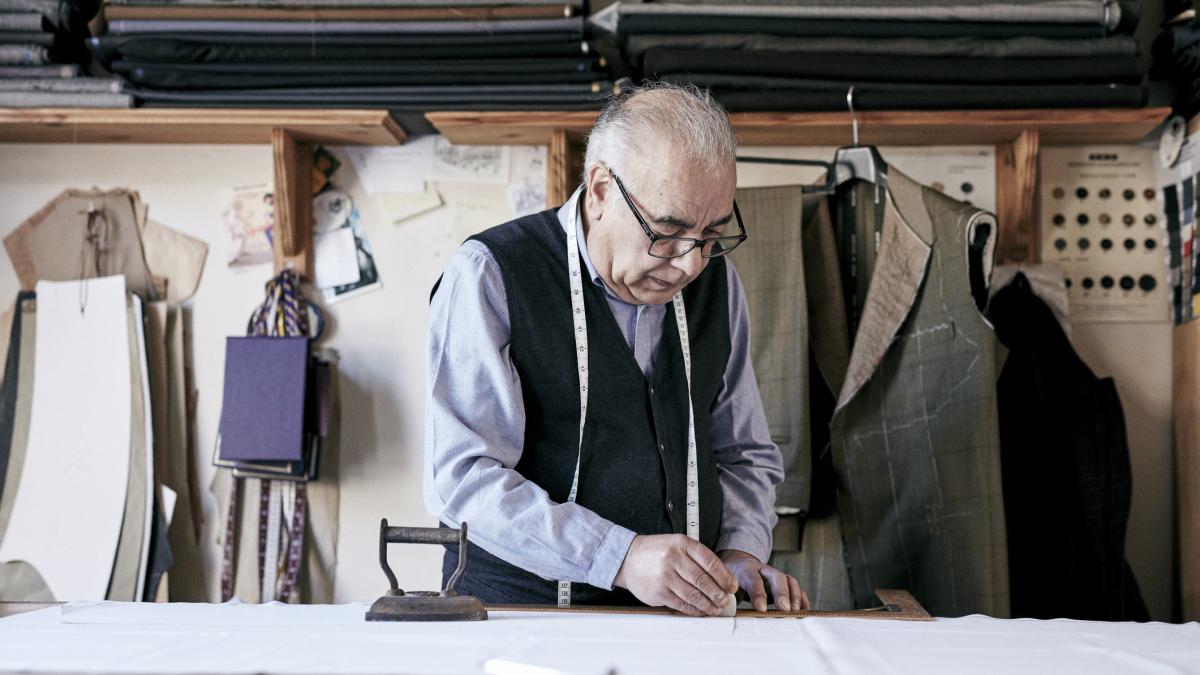 teama ca nu le mai ajung banii ii face pe romani sa si caute un al doilea loc de munca care sunt cele mai cautate joburi