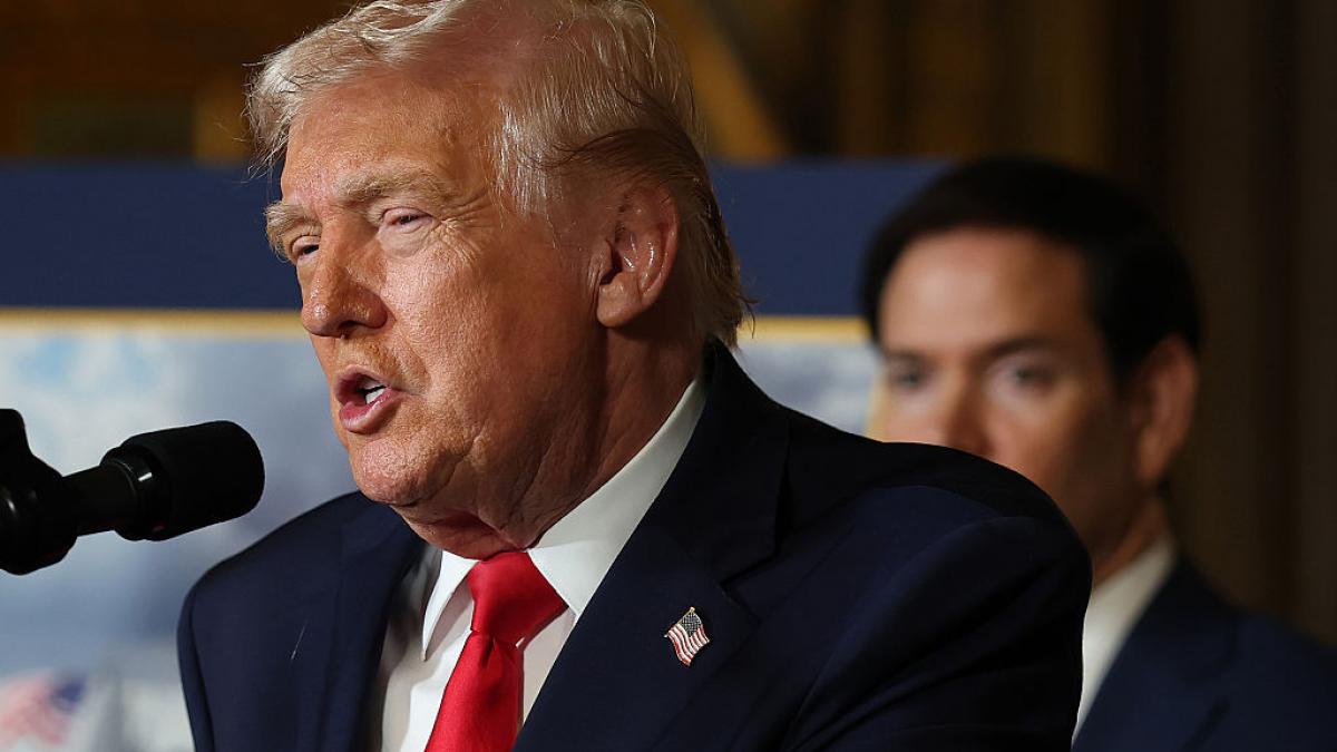 Donald Trump și-a făcut un nou prieten neașteptat. Cine este adversarul cu care președintele SUA vorbește des prin mesaje pe telefon