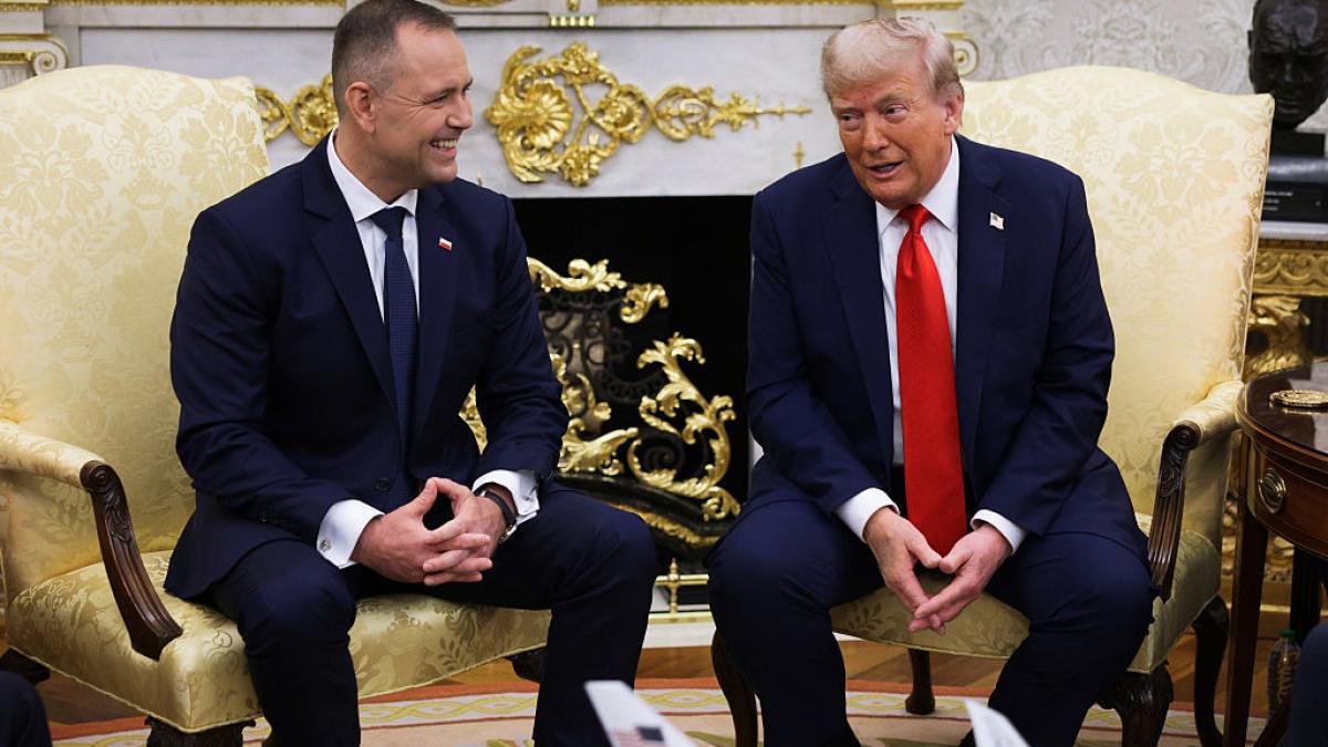 nawrocki spune ca trump e singurul lider capabil sa l opreasca pe putin si ii avertizeaza pe liderii ue sa nu se indeparteze de sua