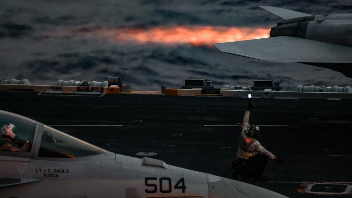 sua pregatesc un atac asupra iranului in urmatoarele 24 de ore