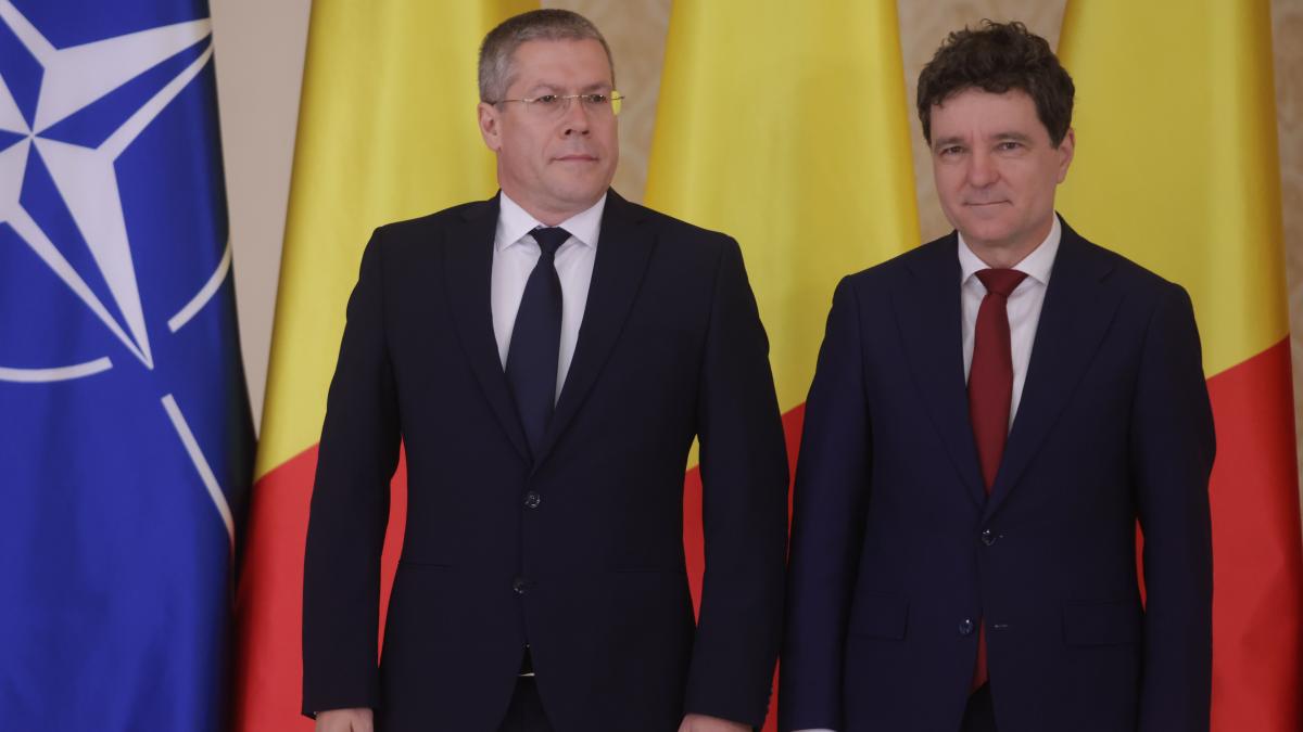 Prima înfrângere pentru Nicușor Dan, în procesul suspendării judecătorului CCR. CAB decide vineri. Dacian Dragoș: „Nu sunt așa relaxat”