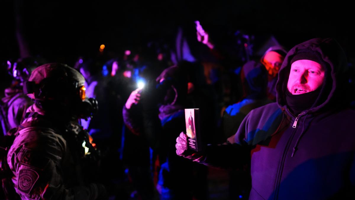 Un nou incident în care este implicat un agent ICE în Minneapolis. Poliţistul a împuşcat în picior un bărbat din Venezuela