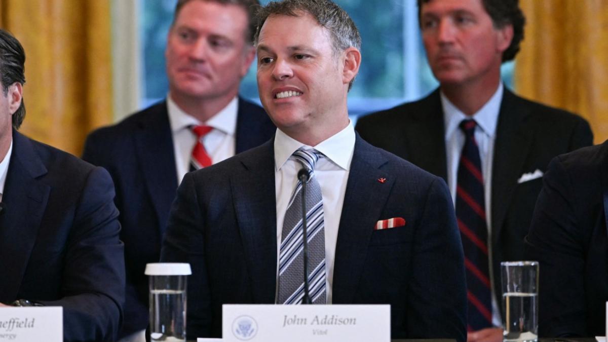 Prima vânzare de petrol venezuelean către SUA a ajuns la Vitol, companie al cărei trader a donat 6 milioane $ pentru campania lui Trump