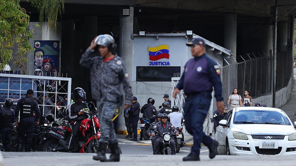 turistul roman detinut politic in venezuela a fost eliberat cristian cenuse a fost arestat in 2024 familia anuntata abia dupa 10 luni