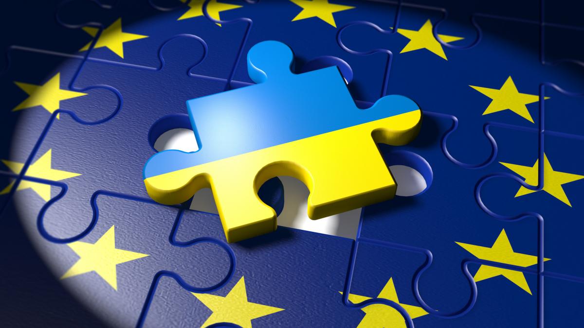 UE i-a oferit Ucrainei o „aderare soft” la blocul european. Ce ar însemna asta pentru Kiev