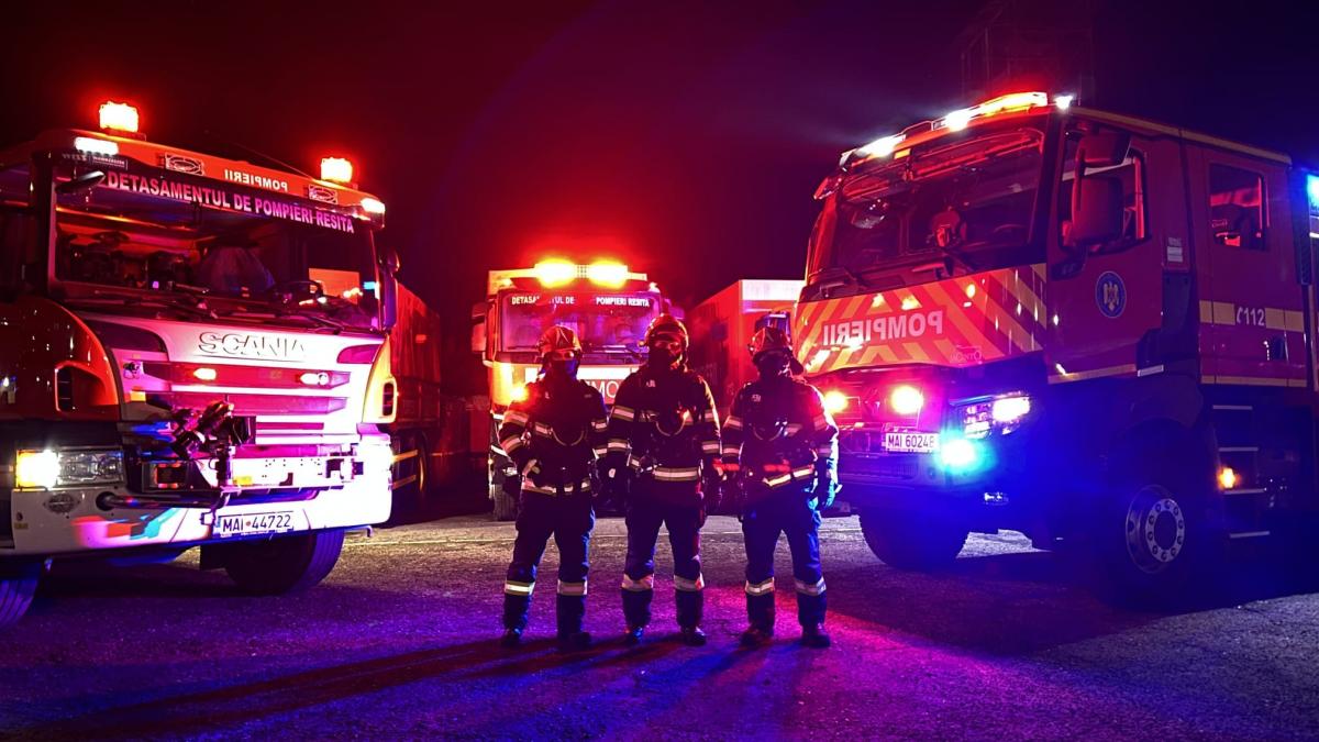 incendiu la o pensiune din garana acoperisul si etajul au fost distruse complet de flacari