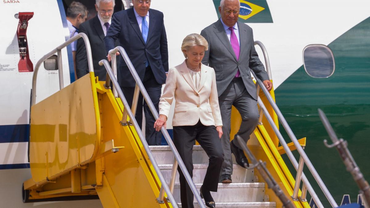 liderii ue au ajuns in paraguay unde se va semna controversatul acord comercial ue mercosur un lider sud american nu va participa