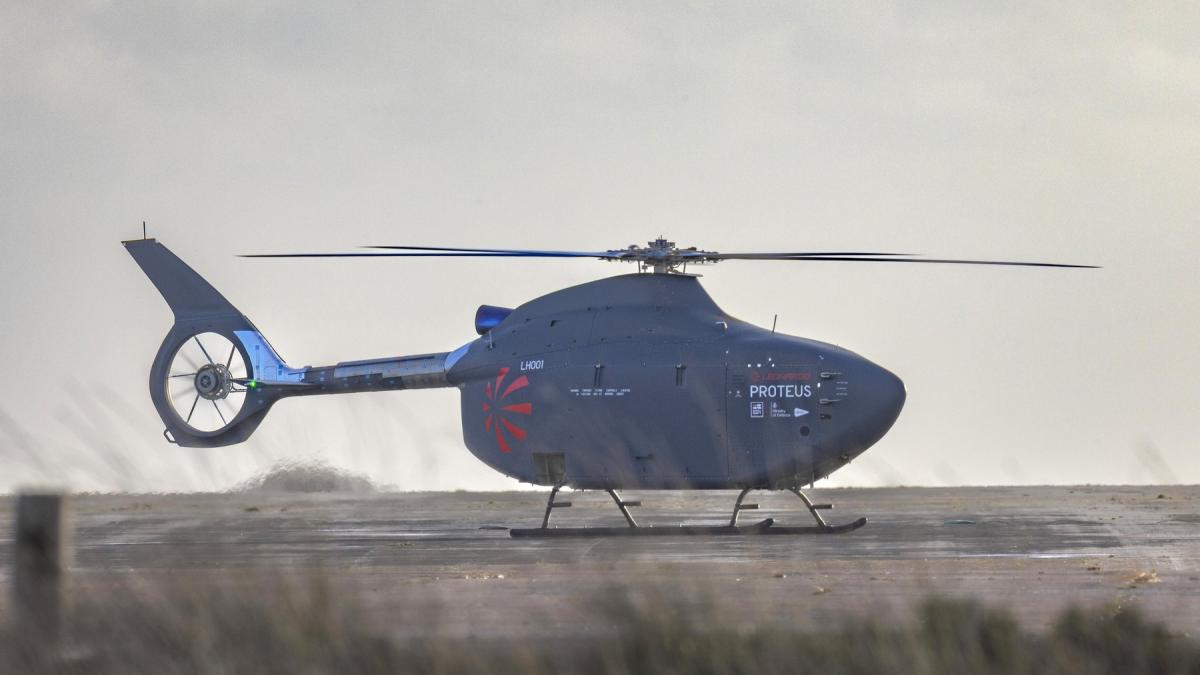primul elicopter fara pilot si a luat zborul pentru ce misiuni va fi folosit proteus