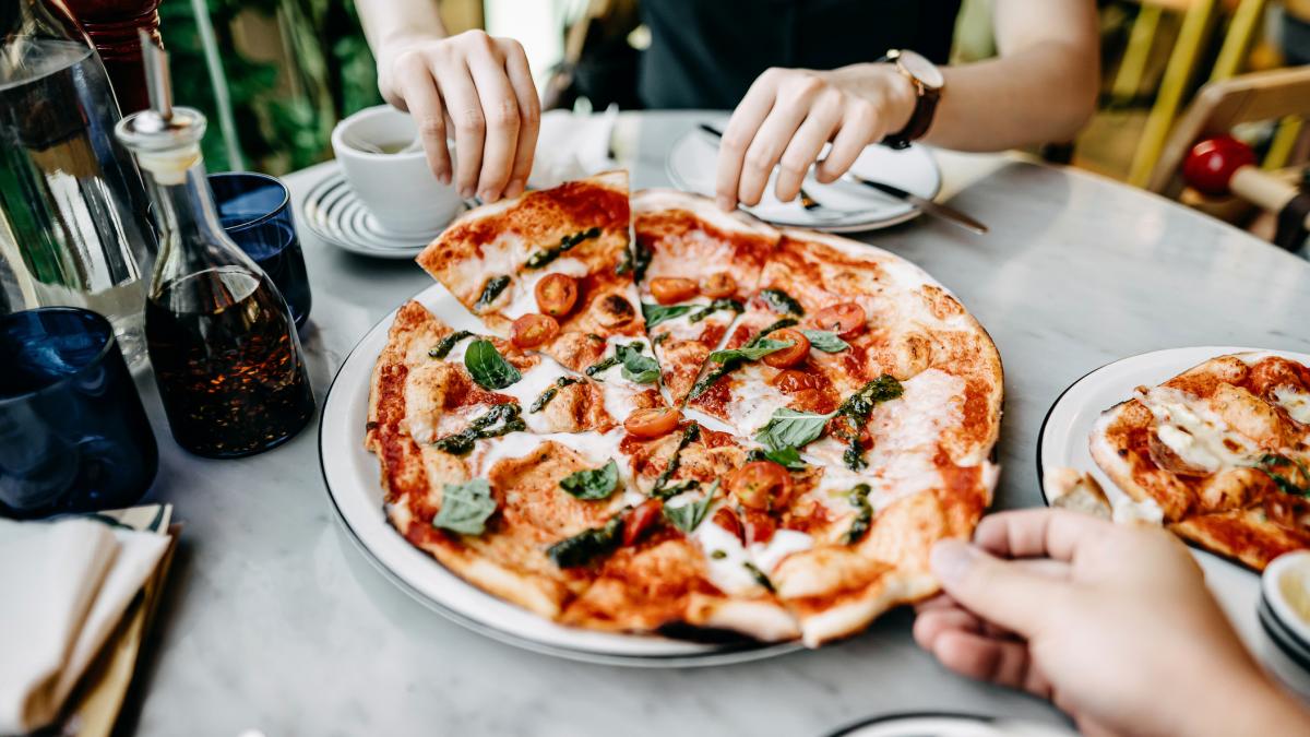 un trend din sua devine tot mai popular in europa ce este early dinner si ce efecte incepe sa produca