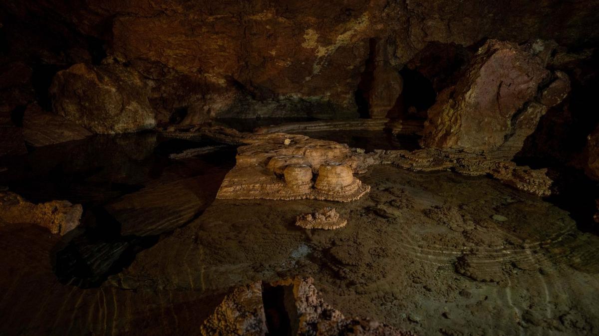 Băiatul de 13 ani care a explorat o peșteră și a descoperit o „mare pierdută” sub Statele Unite