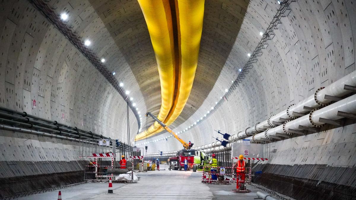 tunelul subacvatic care va lega europa de africa prinde contur peste 27 de km vor fi strabatuti sub mare