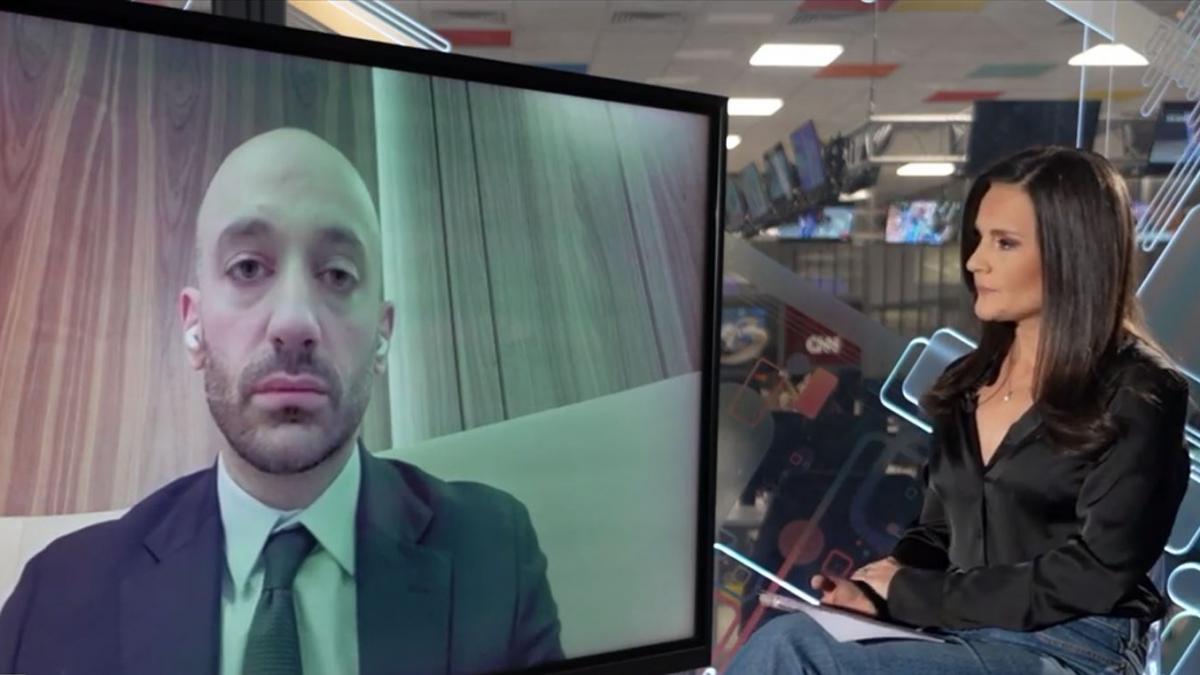 poza in care apar Benjamin Haddad, mMnistrul delegat al Franței pentru Afaceri Europene şi Ana Iorga, prezentatoare Antena 3 CNN