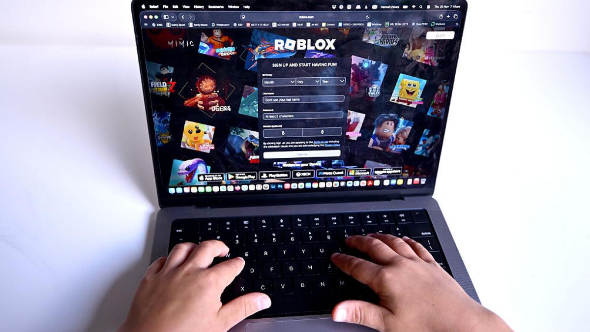 roblox aplicatia in care pedofilii racolau victime adauga noi masuri de securitate ce pot face suplimentar parintii