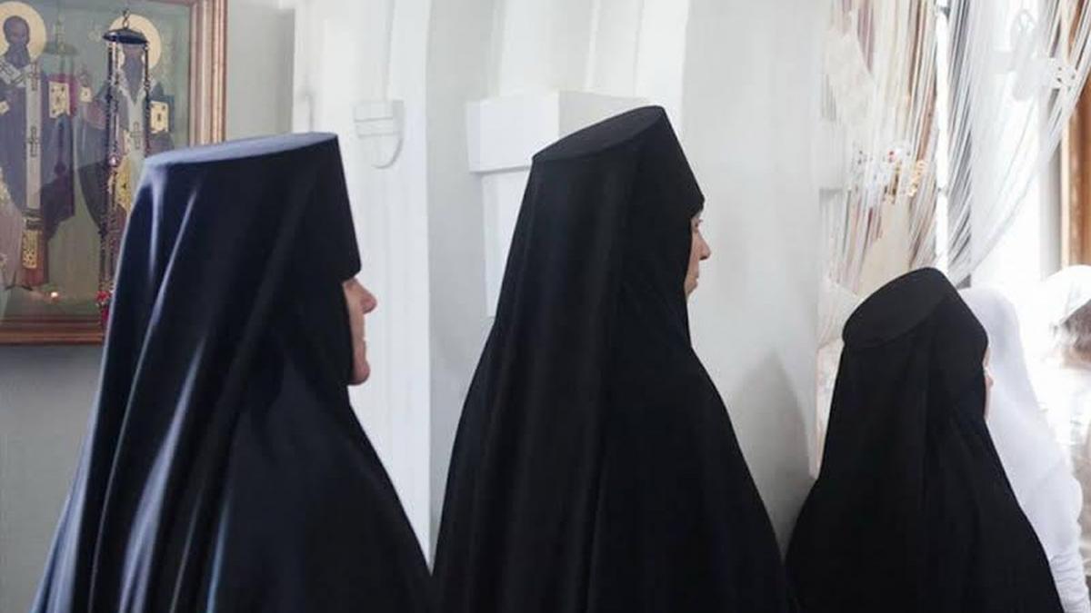 calugarite manastirea st elisabeth