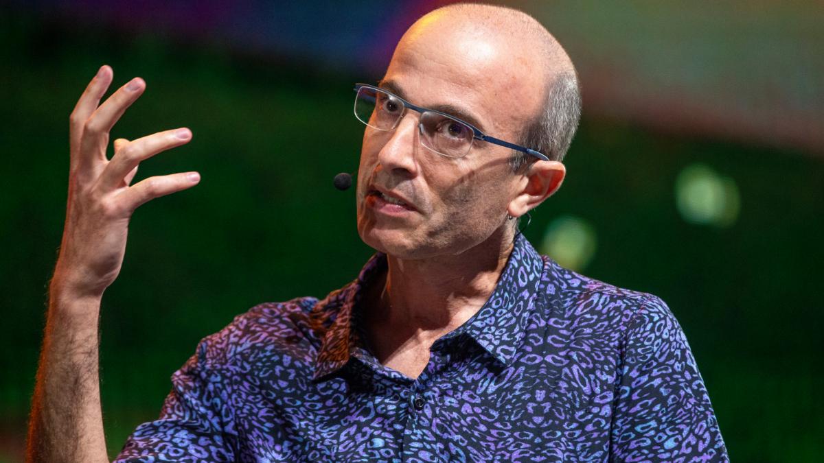 yuval harari spune ca adevaratul orizont al ai este de 200 de ani dar ce il sperie cel mai mult e ca oamenii nu sunt ingrijorati