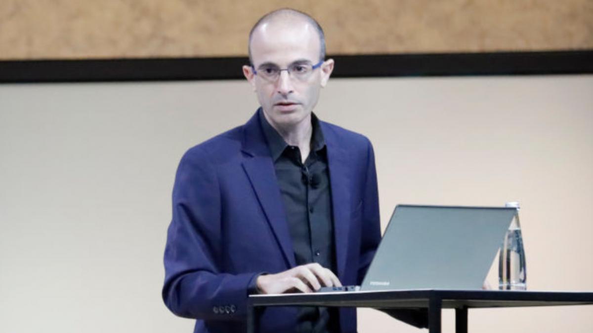 autorul sapiens spune ca inteligenta artificiala este pe punctul de a crea doua crize pentru fiecare tara