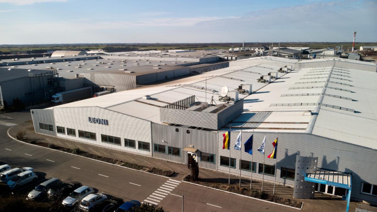 fabrica componente auto leoni arad