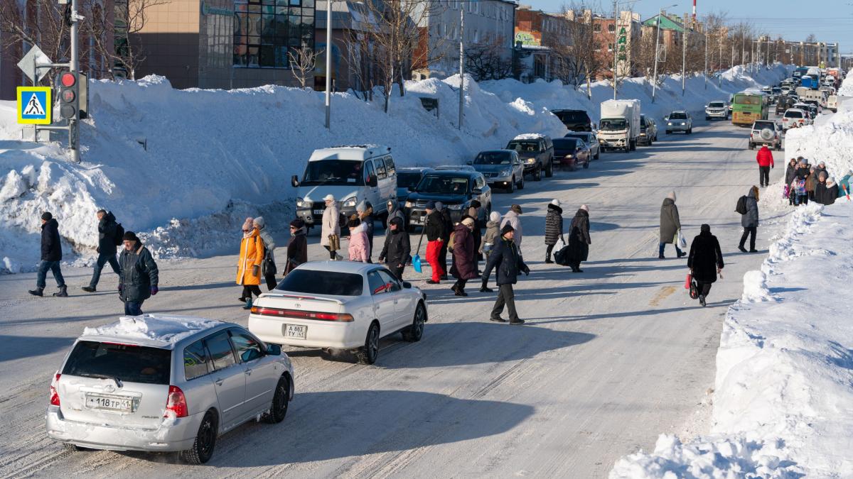 suntem complet izolati regiunea rusa kamchatka cere ajutorul moscovei dupa ninsori istorice care au paralizat viata a mii de oameni