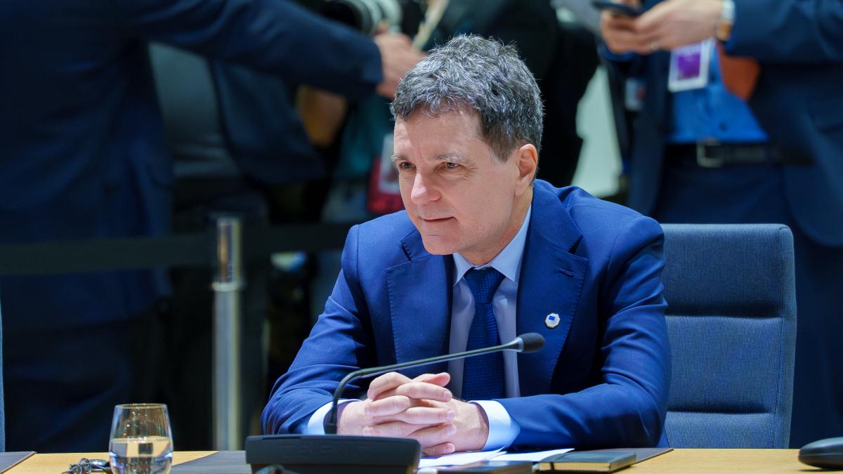 nicusor dan despre numirile la sri si sie sunt sanse sa fie in urmatoarele saptamani