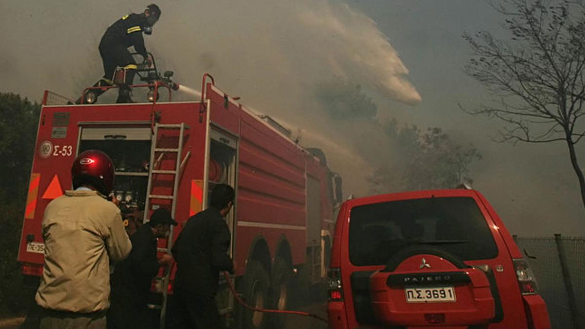 pompieri greci incendiu