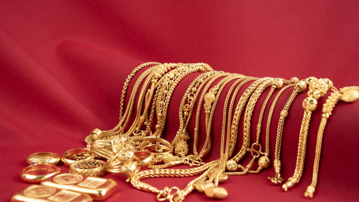 gramul de aur a ajuns la 703 lei de ce investitiile in bijuterii nu sunt eficiente au tva adaos si platesti si brand ul
