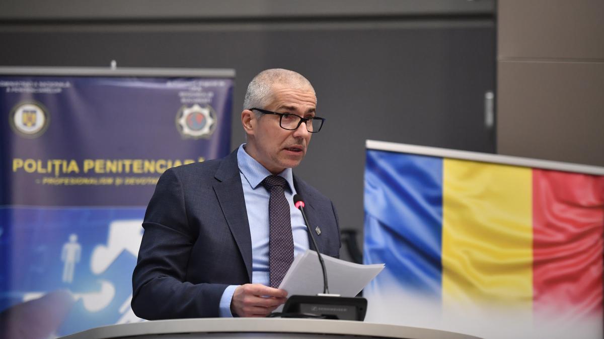 poza in care apare Radu Marinescu, ministrul Justiţiei - agerpres_18095606