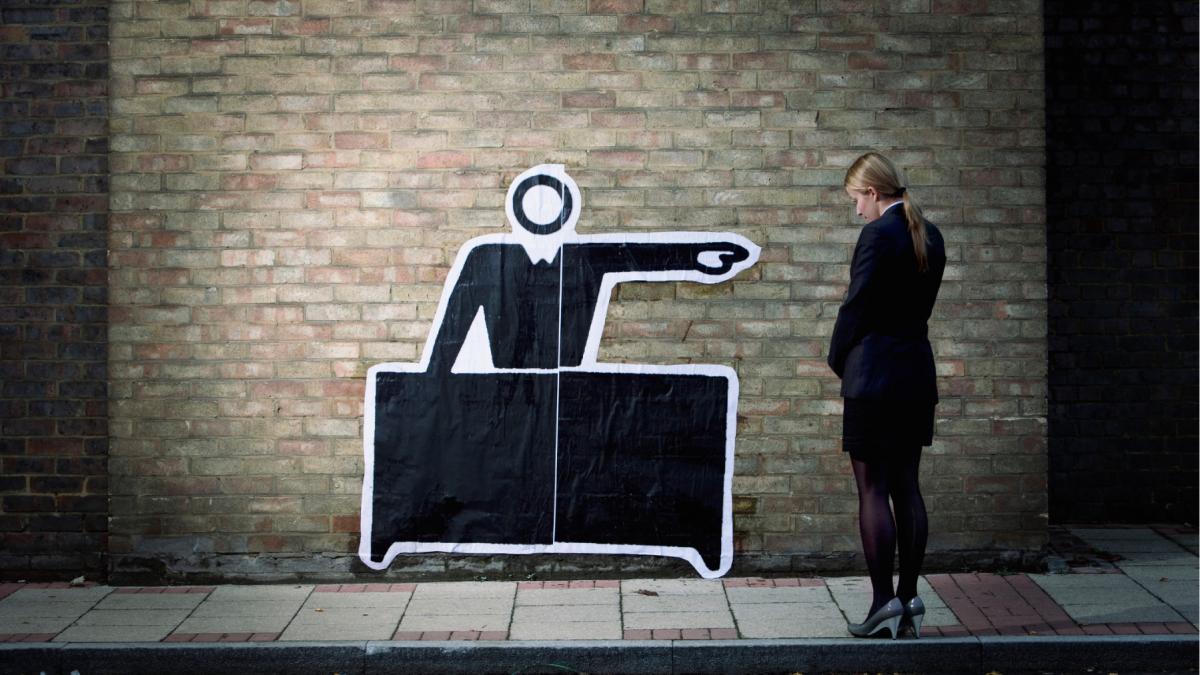 concedieri restructurari disponibilizari angajata