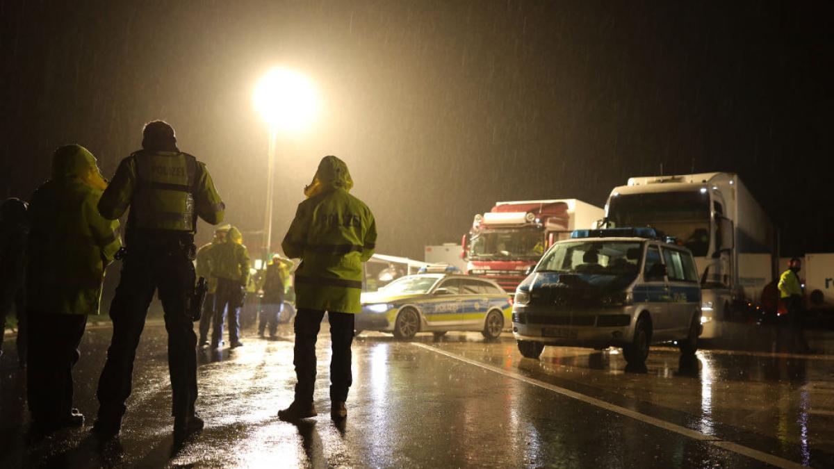 mai multi politisti prezenti la un accident pe o autostrada din Germania