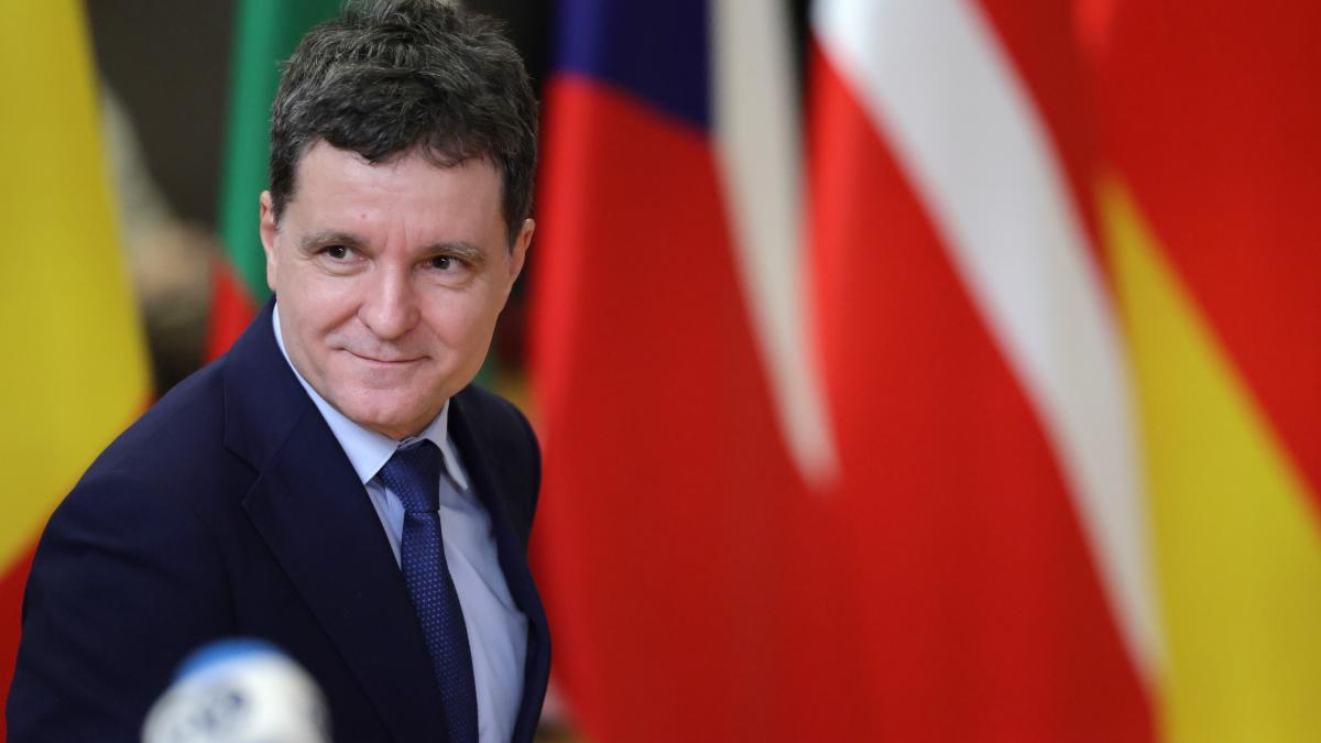 nicusor dan primele declaratii dupa scandalul dintre bolojan si psd