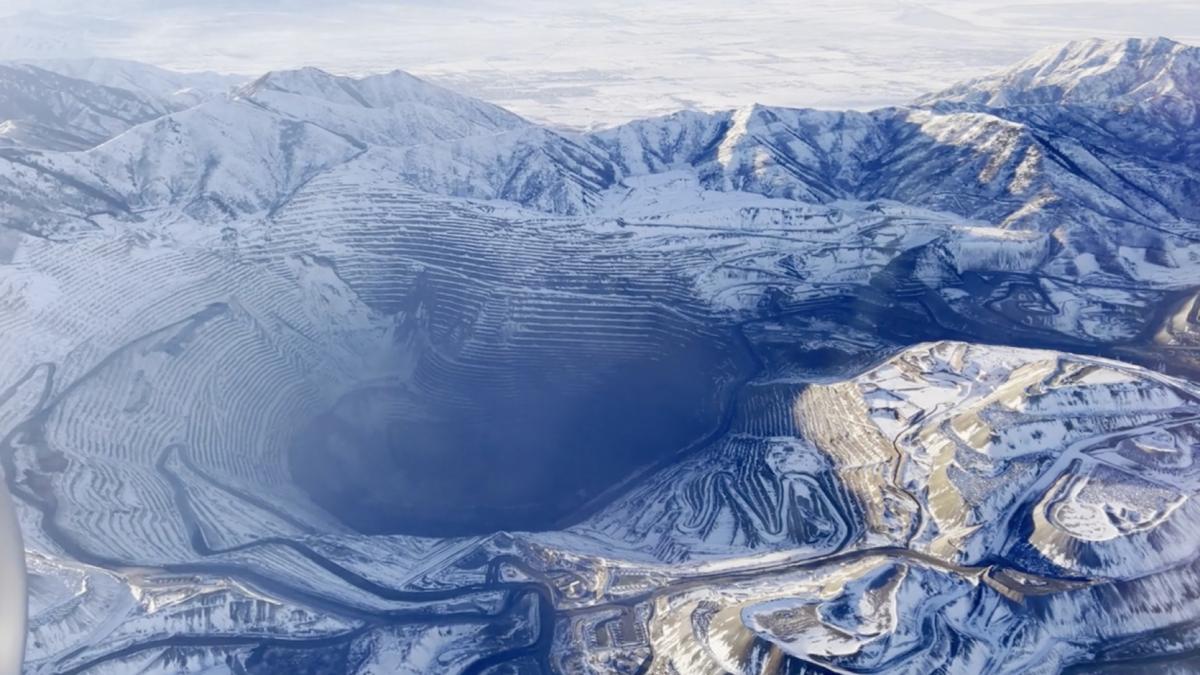 toti vorbesc despre aur si argint dar o mina monstru din sua detine metalul pe care il vrea intreaga lume se vede si din spatiu
