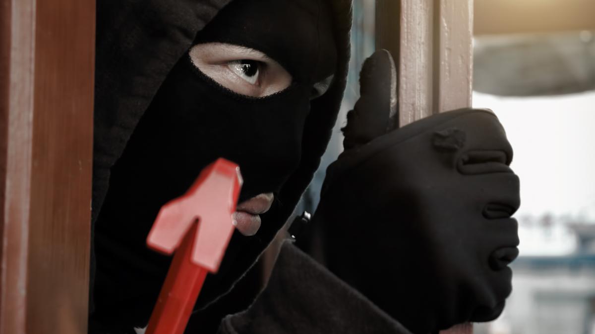 jaf ciudat la tokyo hotii au furat peste 2 milioane de euro in plina strada