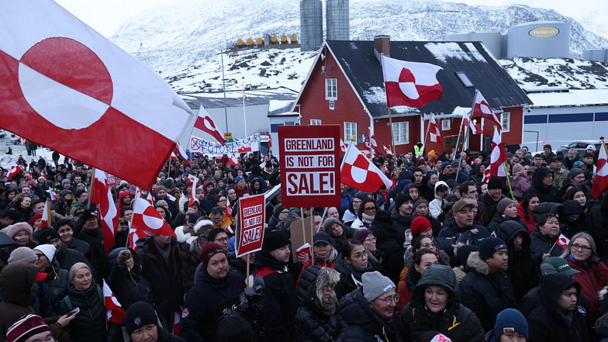 un sondaj danez arata ca numai 5 dintre groenlandezi doresc apropierea de statele unite ale americii