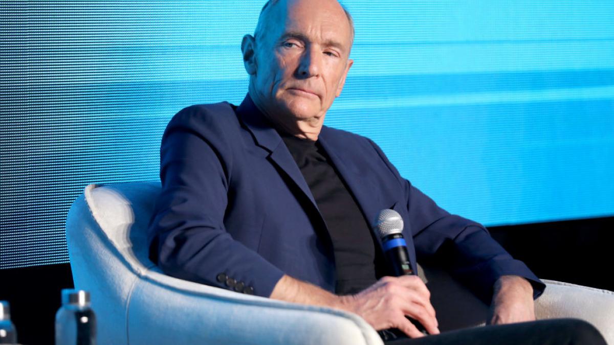 batalia pentru sufletul web ului ce spune omul care a inventat internetul tim berners lee despre inteligenta artificiala