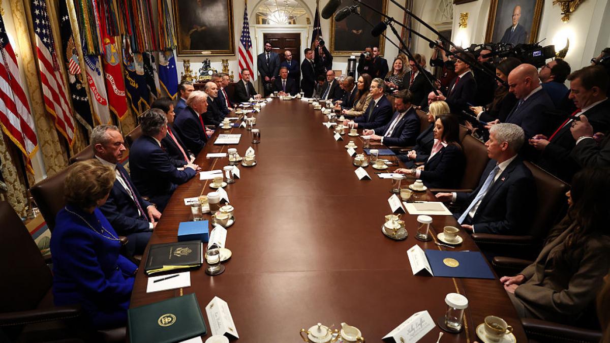 sua intra din nou in shutdown guvernamental dupa ce congresul nu a reusit sa adopte legea bugetului