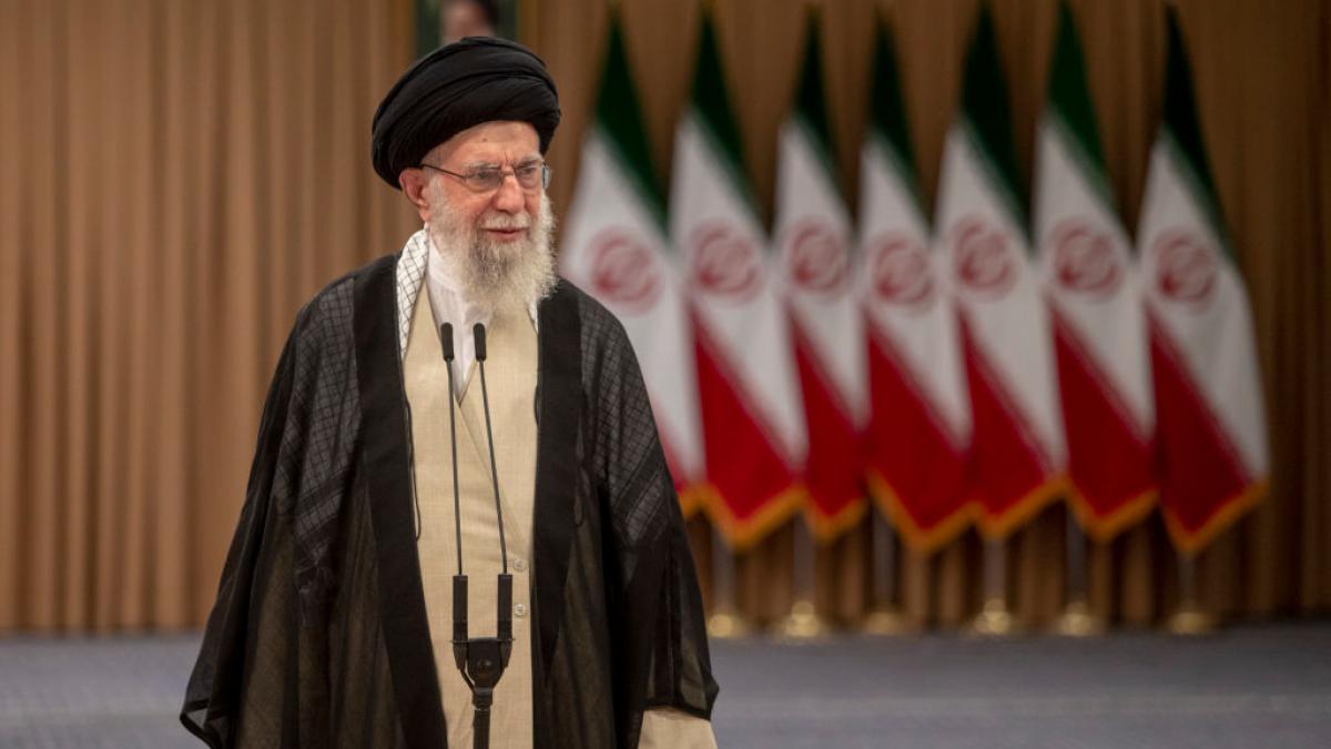 ayatollahul khamenei ameninta sua daca vor incepe un razboi de data aceasta va fi un razboi regional