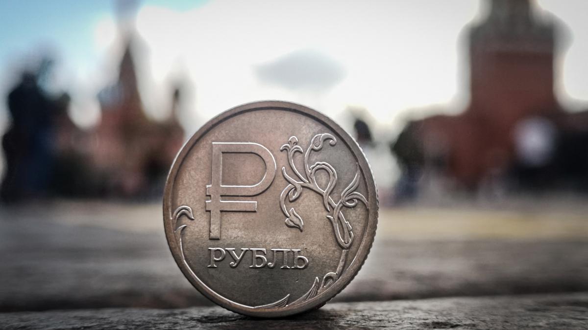 cuvintele cheie pentru care bancile din rusia blocheaza automat un transfer de bani intre cetatenii rusi