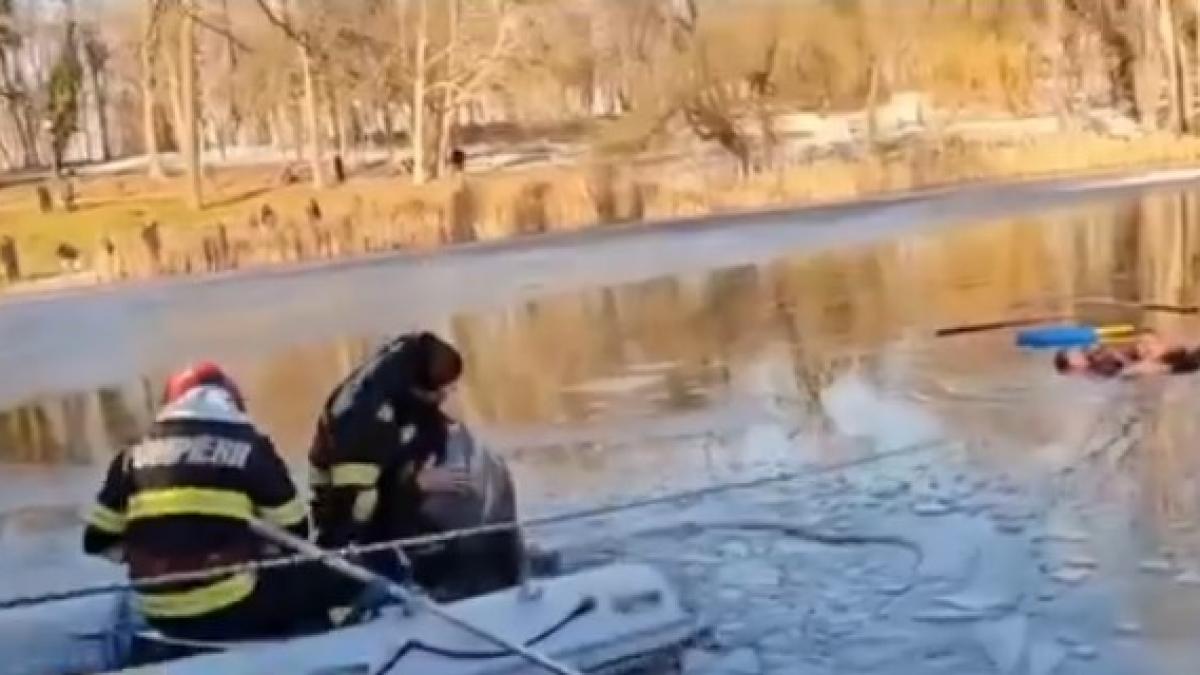 tragedie in sibiu doi copii au cazut intr un parau fetita de 6 ani a murit fratele ei este cautat de salvatori