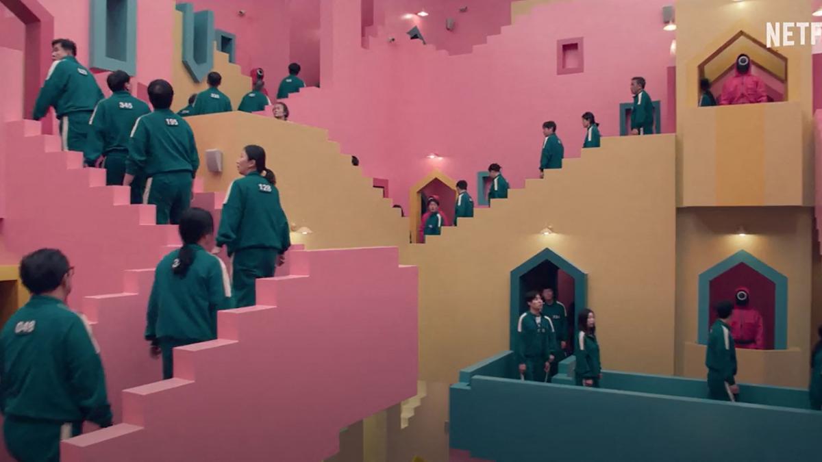 coreea de nord a executat copii de liceu pentru ca s au uitat la squid game cand aveam 16 ani ne duceau ca sa vedem