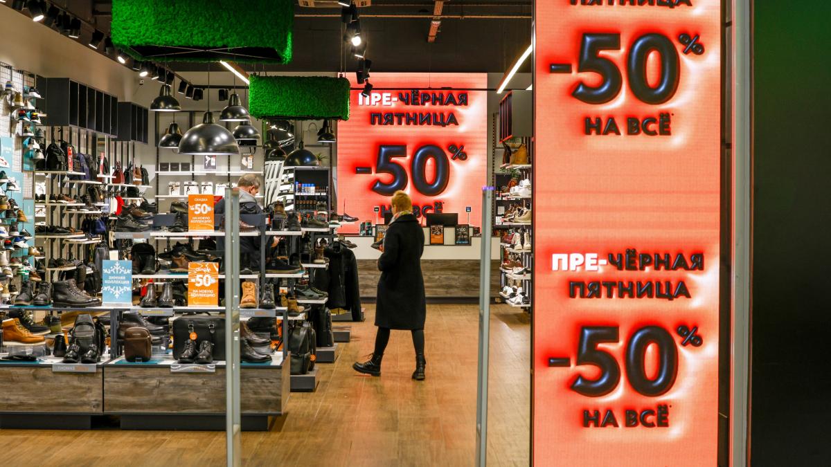 toti pantofii sport nike sau adidas din magazinele din moscova sunt falsi piata de retail din rusia invadata de falsuri